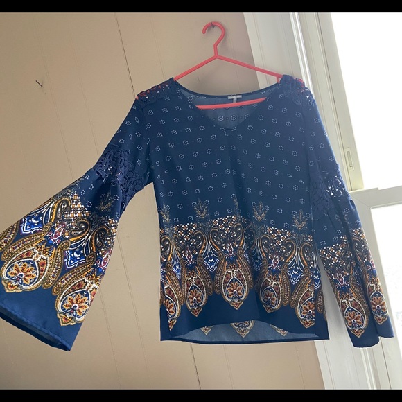 Shirt - Picture 1 of 1